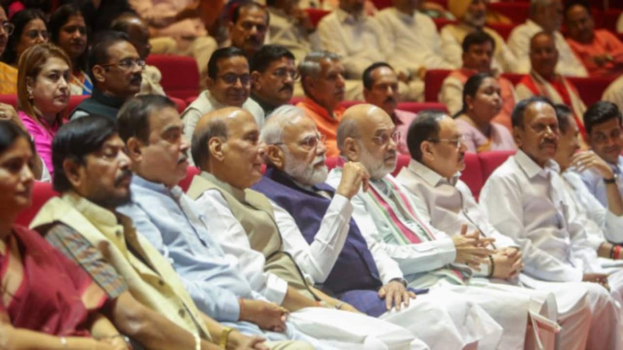 50 प्रतिशत वाला चेंज.. सरकार ने परिसीमन बिल पास कराने का तैयार किया प्लान, विशेष सत्र लाने की तैयारी