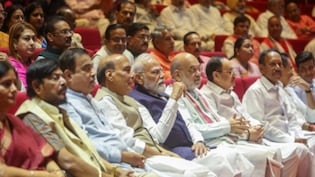 50 प्रतिशत वाला चेंज.. सरकार ने परिसीमन बिल पास कराने का तैयार किया प्लान, विशेष सत्र लाने की तैयारी