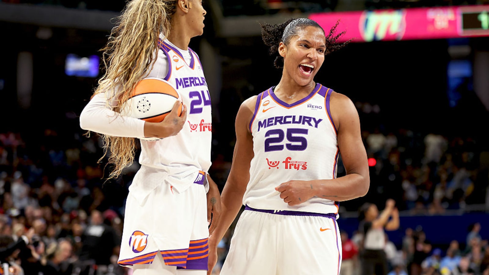 WNBA: Alyssa Thomas Gets Emotional Farewell, The Sun Retire Her No. 25 Jersey