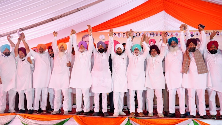 Congress Targets AAP At Amritsar's Baba Bakala Event Skipped By Key Leaders