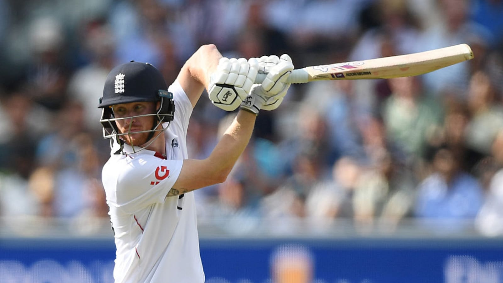 Jamie Smith, Jordan Cox Revive England Against Pakistan After Mohammad Abbas Strikes