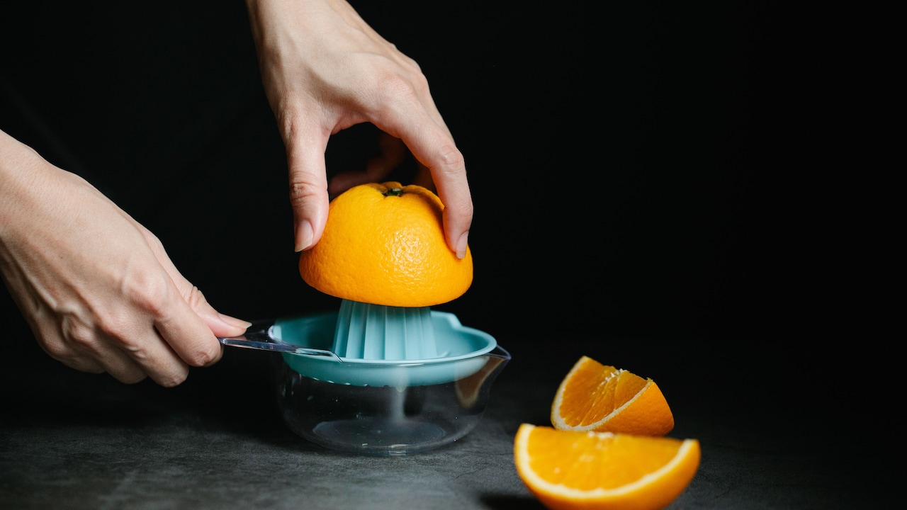How To Prevent Bitter Orange Or Lemon Juice: 10 Fixes For Peel, Pith And Juicing Pressure How To Prevent Bitter Orange Or Lemon Juice: 10 Fixes For Peel, Pith And Juicing Pressure