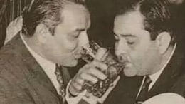 On Mukesh's 50th Death Anniversary, Neil Nitin Mukesh Shares Unseen Pics. Bonus: A 'Bottoms Up' Moment With Raj Kapoor