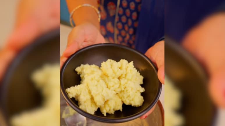 अब मिलावट को कहें टाटा, घर पर ऐसे बनाएं 100% शुद्ध मावा/खोया, देखें रेसिपी वीडियो...