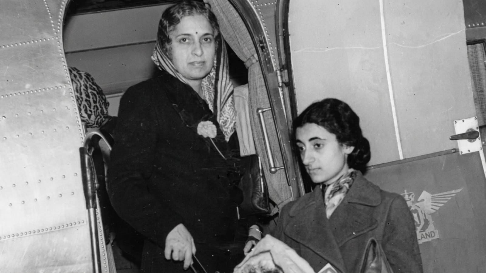 Vijaya Lakshmi Pandit Birth Anniversary: jawaharlal Nehru Sister and Syed Hussain Love Story