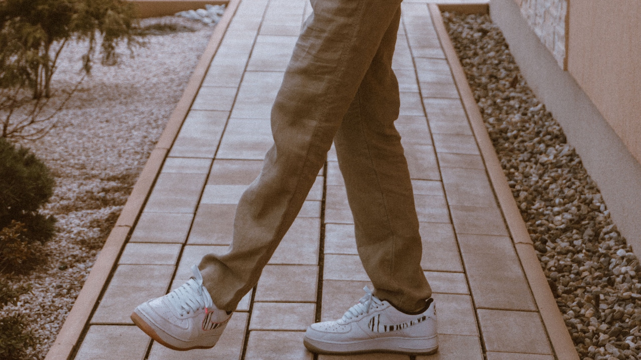 10 Trouser Buying Mistakes That Ruin Fit, Comfort And Versatility 10 Trouser Buying Mistakes That Ruin Fit, Comfort And Versatility