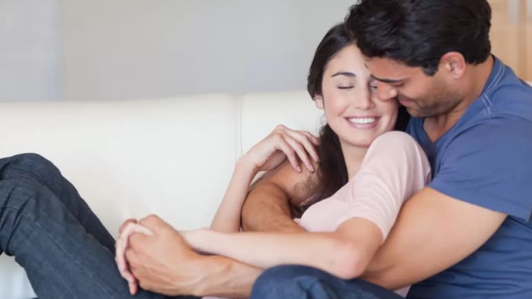 Relationship Tips: नए रिश्ते में जल्दबाजी पड़ सकती है भारी, पहले पहचानें ये 5 Red Flags, तभी बनेगा रिश्ता मजबूत