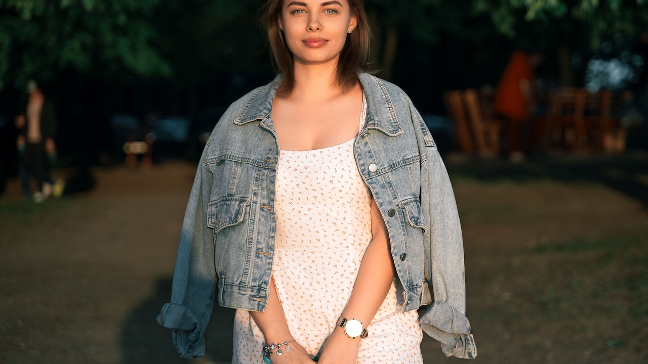 Denim Jacket Fit Guide: 10 Common Myths About Chest Size And Comfort Denim Jacket Fit Guide: 10 Common Myths About Chest Size And Comfort