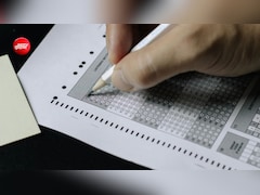 पाकिस्तान में कैसे होती है मेडिकल की परीक्षा, किन छात्रों को मिलता है एडमिशन?