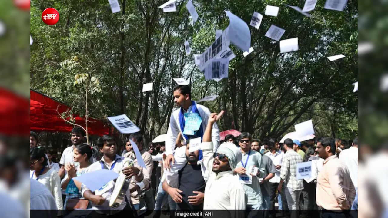 DU Student Union Election 2026 Rule : अब नहीं छपेंगे पोस्टर-पर्चे, 10 मिनट की वीडियो से होगा चुनाव प्रचार