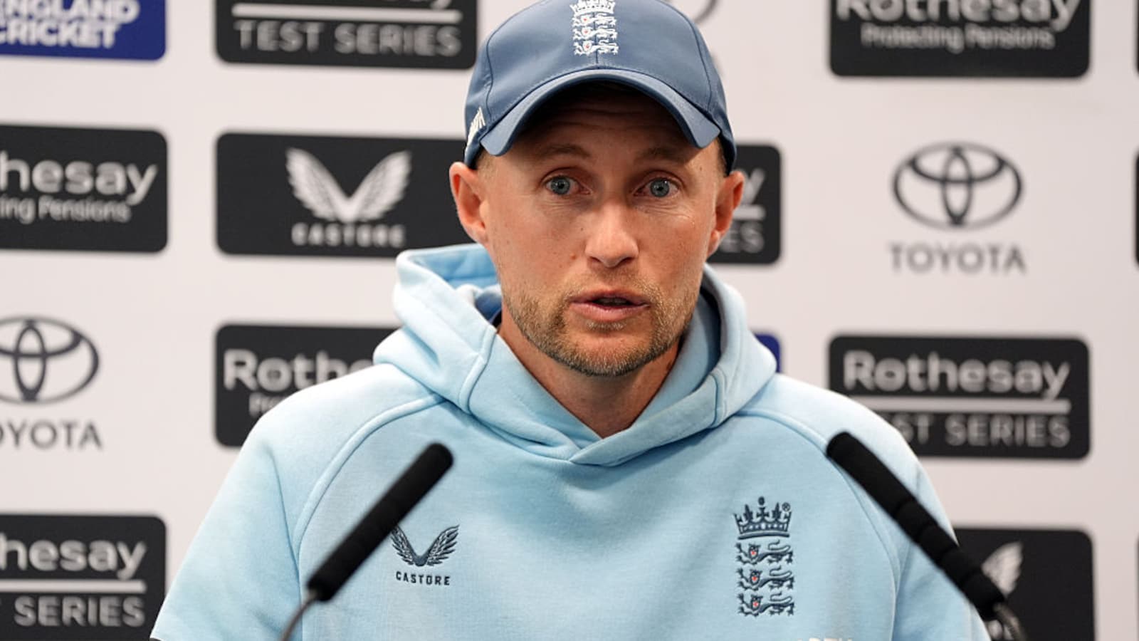 Joe Root Breaks Silence On Nightclub Handcuff Controversy: "Hacked Off"