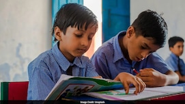 यूपी में हर महीने स्कूल जाएंगे युवा IAS-IPS अधिकारी, छात्रों को करेंगे नौकरी के लिए तैयार, देंगे करियर गाइडेंस