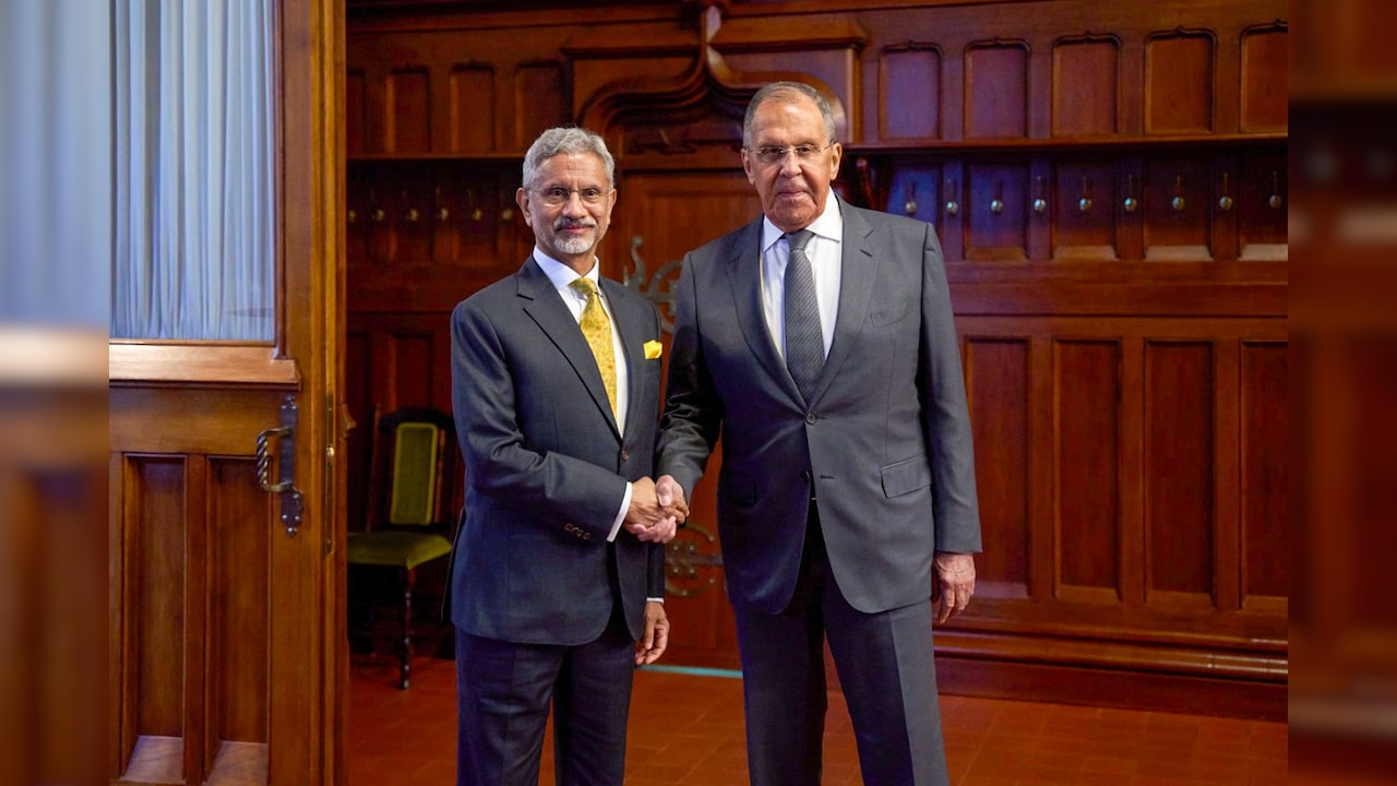 EAM Jaishankar Holds Talks With Russian Counterpart Lavrov On Bilateral, Global Issues