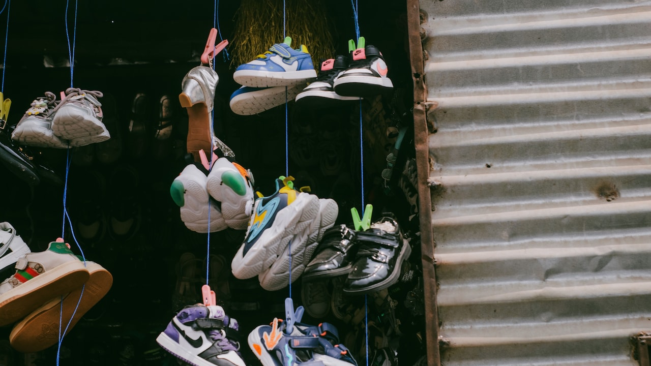 10 Reasons Running Shoes Develop Holes Above The Big Toe 10 Reasons Running Shoes Develop Holes Above The Big Toe