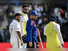 'सुबह वार्मअप के दौरान...' भारतीय कोच ने बताया क्यों तीसरे दिन विकेटकीपिंग के लिए नहीं उतरे ऋषभ पंत, चोट पर दिया अपडेट