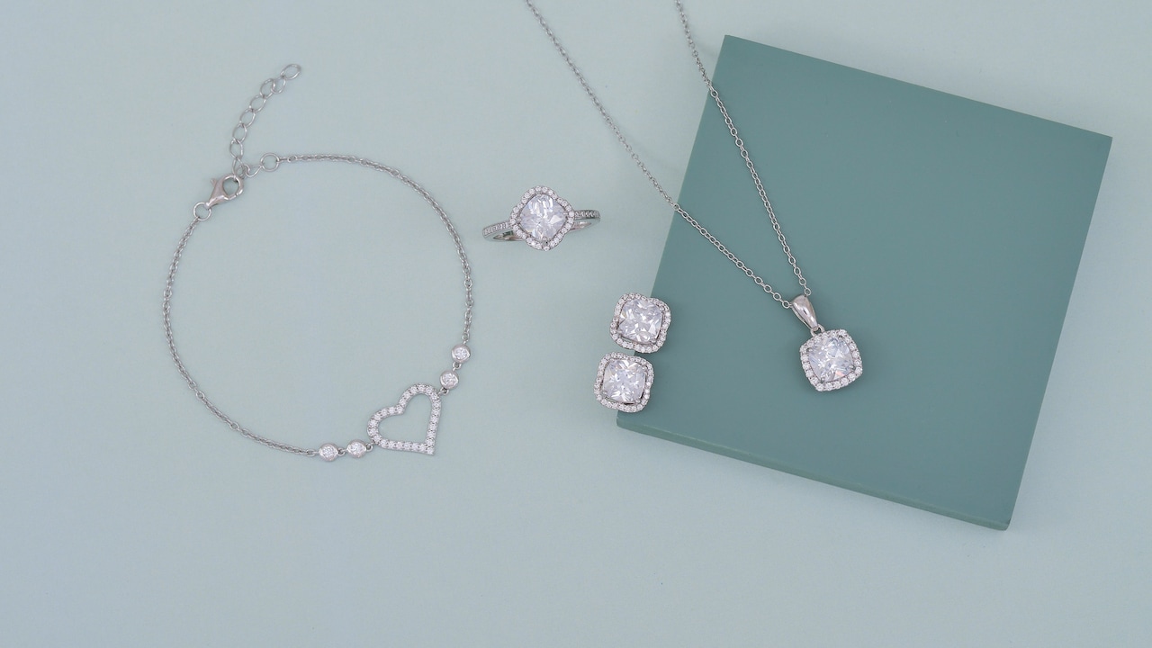 Get exclusive jewellery deals from top brands at up to 80% off