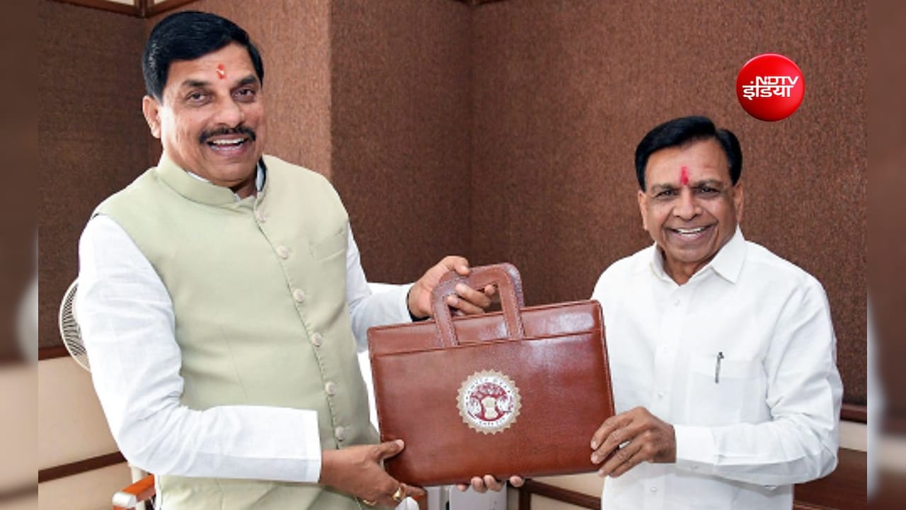 MP Budget Reform: मंत्री-विधायकों के भत्तों पर चलेगी कैंची; हेयरकट, धोबी और भोजन भत्ता समेत 74 मदें होंगी खत्म