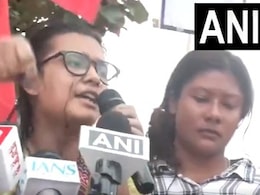 रांची में छात्रों के मार्च के दौरान हंगामा, AISA चीफ नेहा पर फेंकी गई स्याही