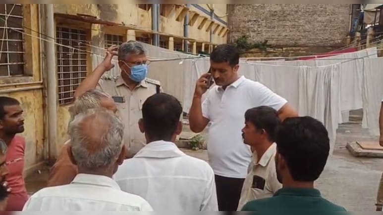 अश्&zwj;लील वीड&zwj;ियो और फोटो वायरल होने पर मह&zwj;िला ने क&zwj;िया सुसाइड, देवर के ख&zwj;िलाफ मुकदमा&nbsp;