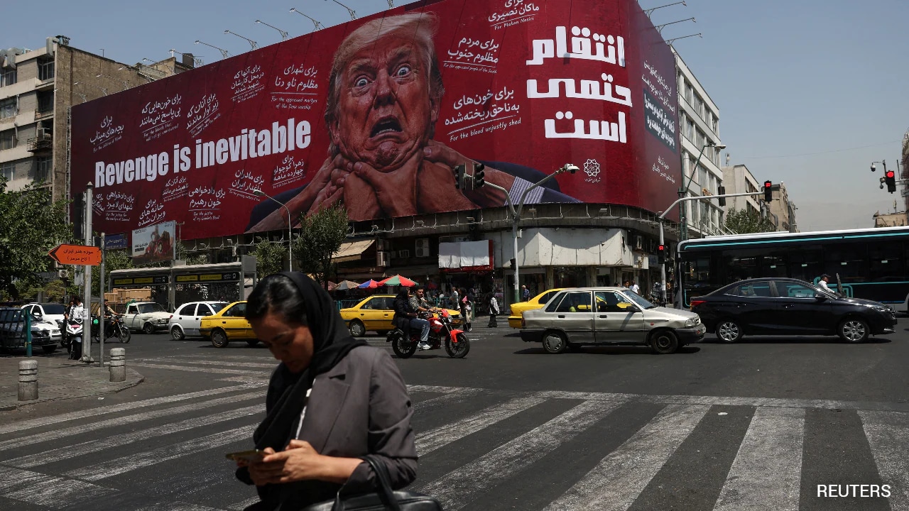 US Warns Citizens in Middle East to Prepare for Departure as Iran Tensions Rise