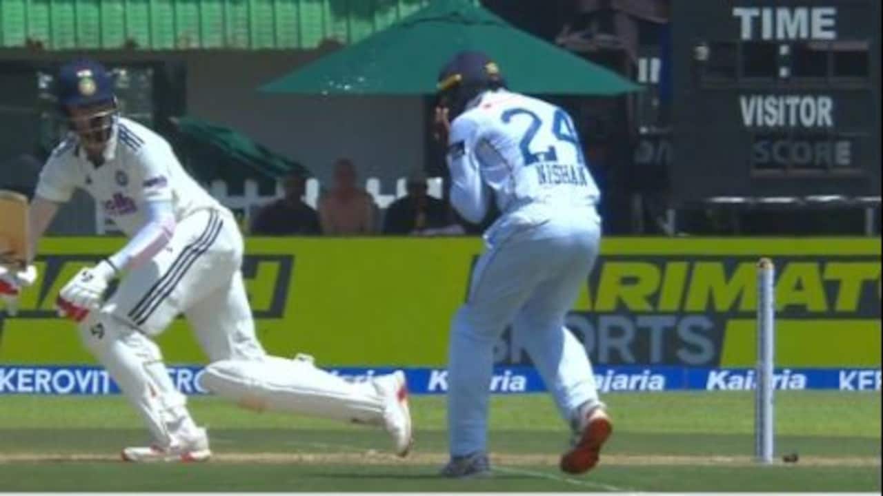 Scary Scenes In Galle As KL Rahul's Fiery Shot Hits Sri Lanka Star On Helmet During 1st Test