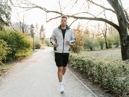 Track Pants से लेकर Denim Shorts तक, Myntra Sale से ₹499 से कम में खरीदें मेंस के स्टाइलिश Bottom Wear