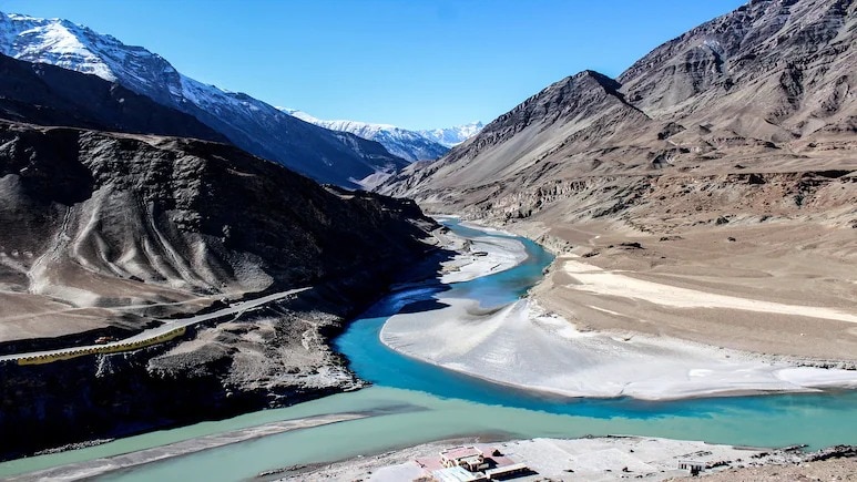 'कोर्ट ही गलत तरीके से बनाया गया है...', सिंधु जल संधि पर भारत ने अंतरराष्ट्रीय अदालत को दिखाया आईना
