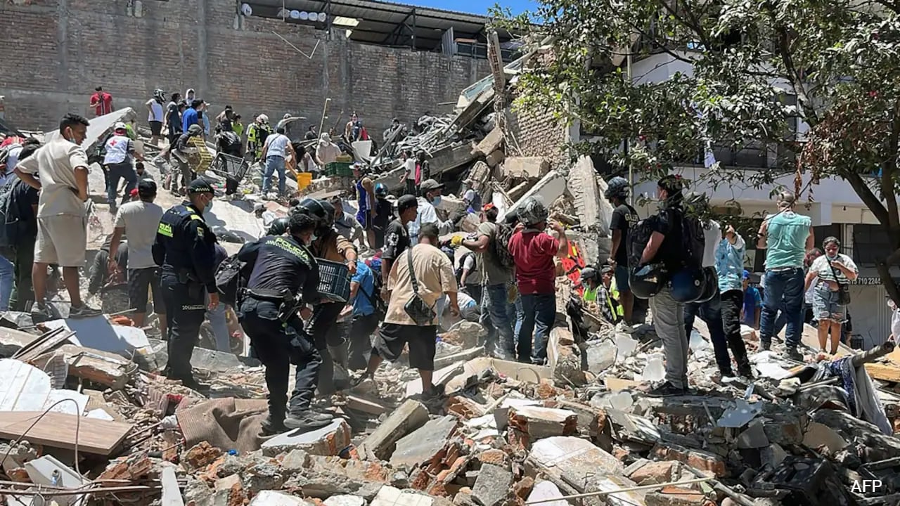 Colombian President Declares Emergency After Earthquake Kills More Than 100