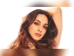 How Does <i>Toxic</i> Actor Kiara Advani Maintain Her Glowing Skin? Her Beauty Secrets Inside