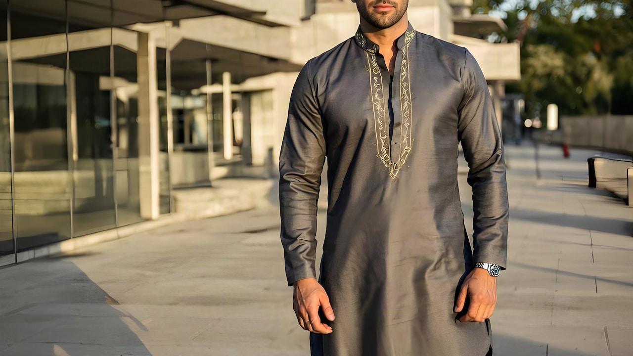Kurtas that deserve your attention on this Ganesh Chaturthi