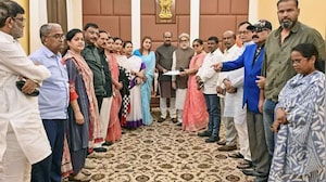 Supreme Court Notice To 20 Trinamool Rebel MPs. Why Speaker Didn't Get One