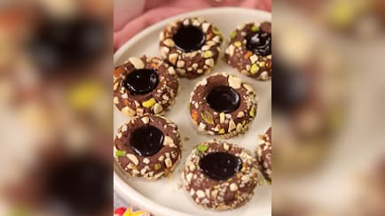 सिर्फ 100 रुपये में बनेगी 1 किलो चॉकलेटी मिठाई, वो भी बिना गैस का इस्तेमाल किए, देखें रेसिपी वीडियो