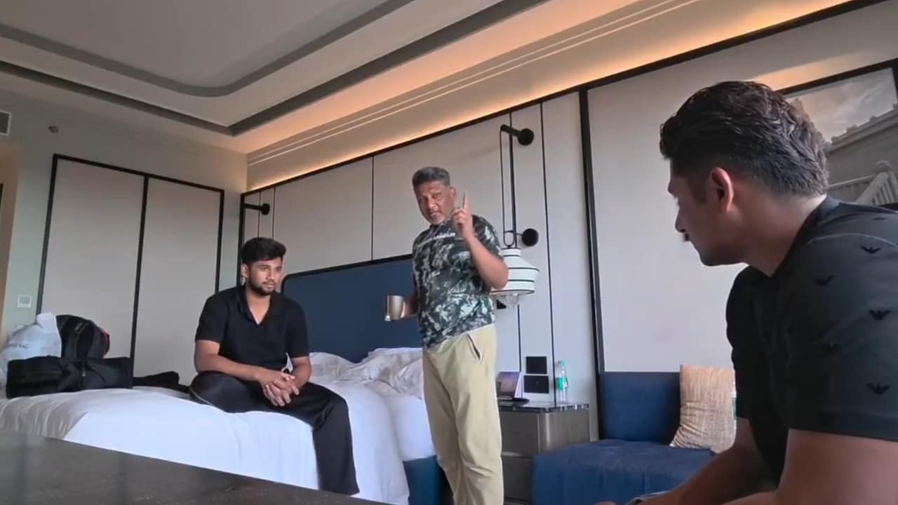 Fathers Emotional Message As Sarfaraz Khan Returns To Indias Test Squad