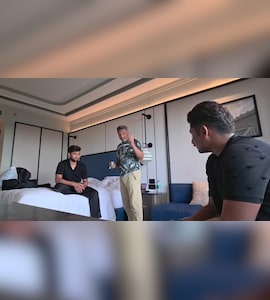 Fathers Emotional Message As Sarfaraz Khan Returns To Indias Test Squad