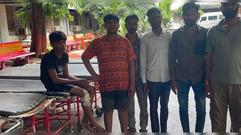 अजमेर में ट्रक ने कावंड&zwj;़ियों को मारी टक्&zwj;कर, एक की मौत; ड्राइवर को पकड़कर की धुनाई