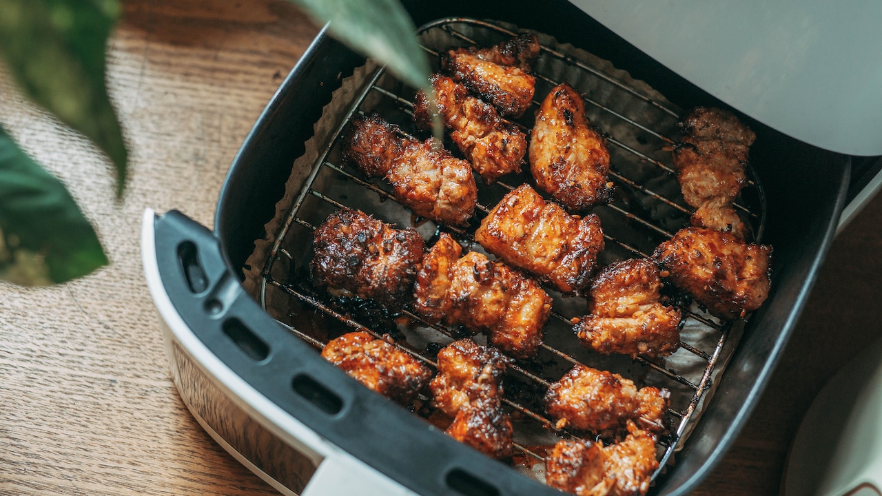 7 Air-Fryer Accessories For Easier Baking, Grilling And Clean-Up