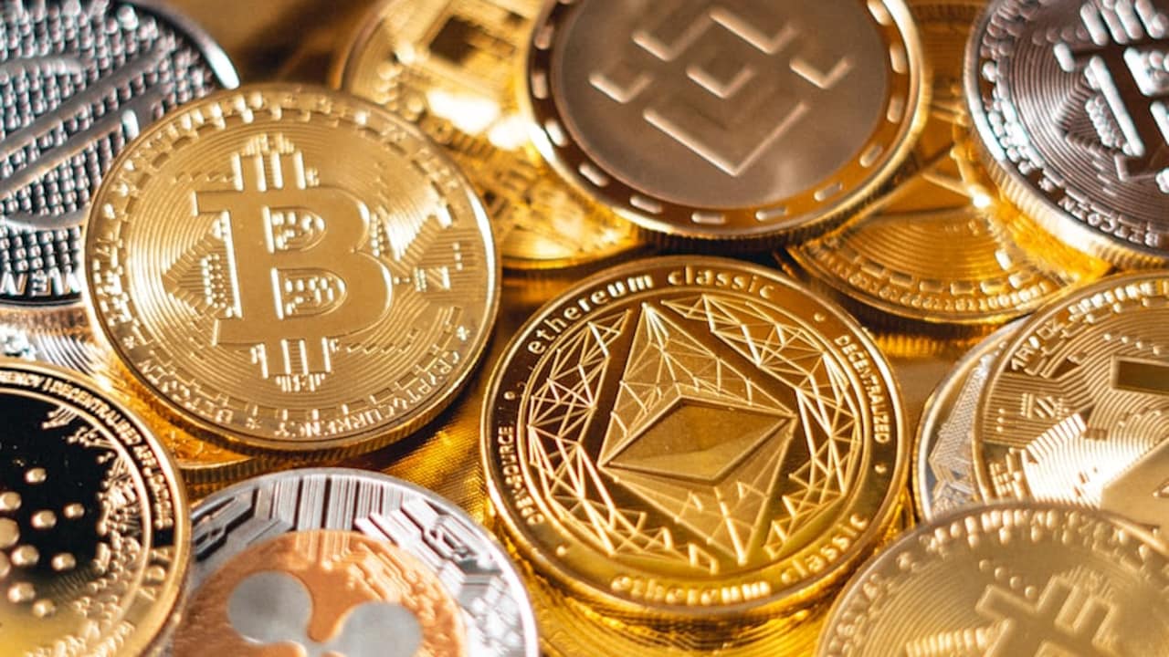 Rs 113-Crore Crypto Scam: ED Raids In Mumbai-Thane, Seizes Rs 1 Crore Cash