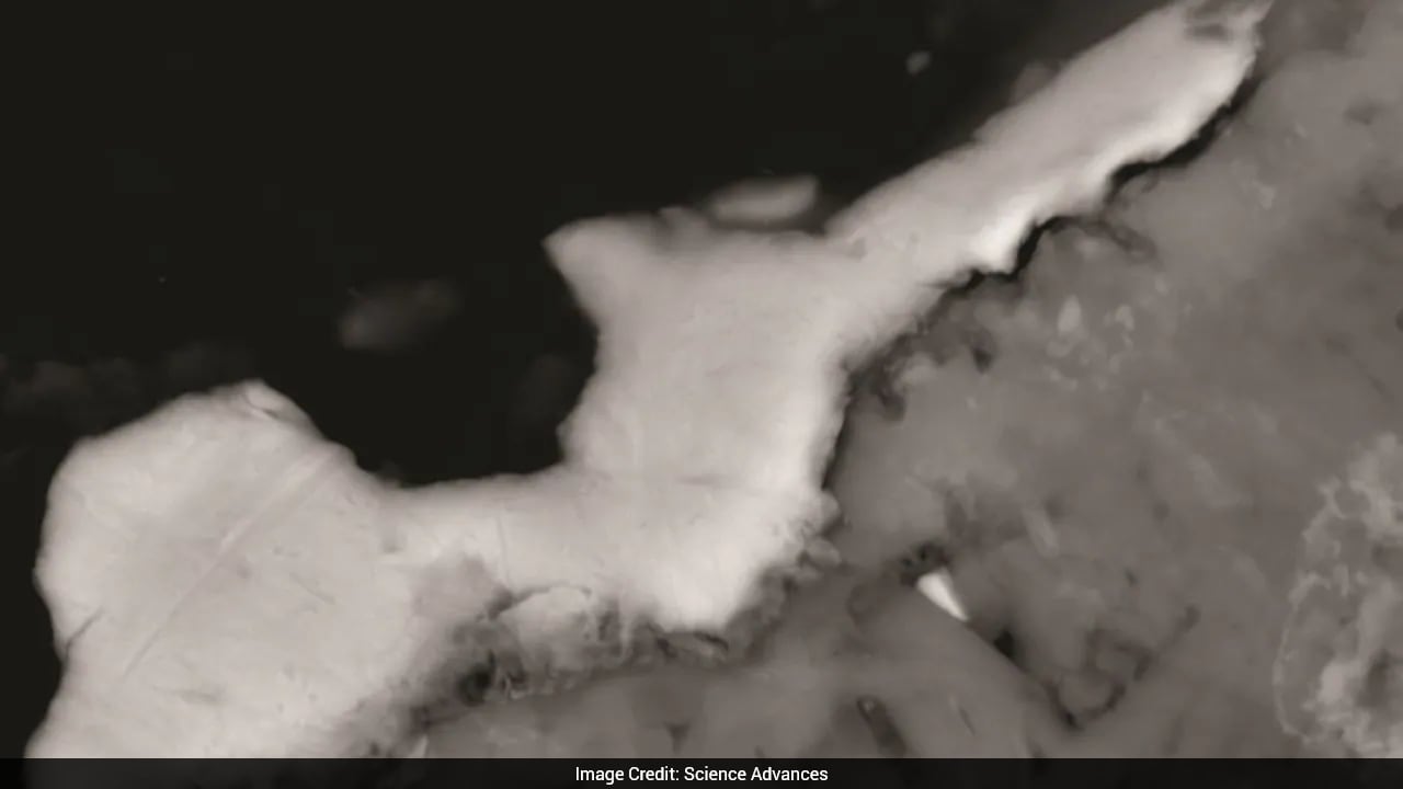 Scientists Discover Unique Metal Formed By Extreme Hiroshima Explosion Conditions
