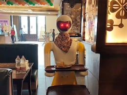 Robot Waiter Debuts At Murthal Eatery, Customers Can't Look Away