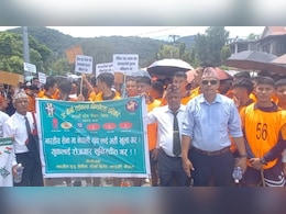 भारत में अग्निवीरों की भर्ती लेकिन नेपाल में क्यों सड़क पर उतरे हजारों लोग?