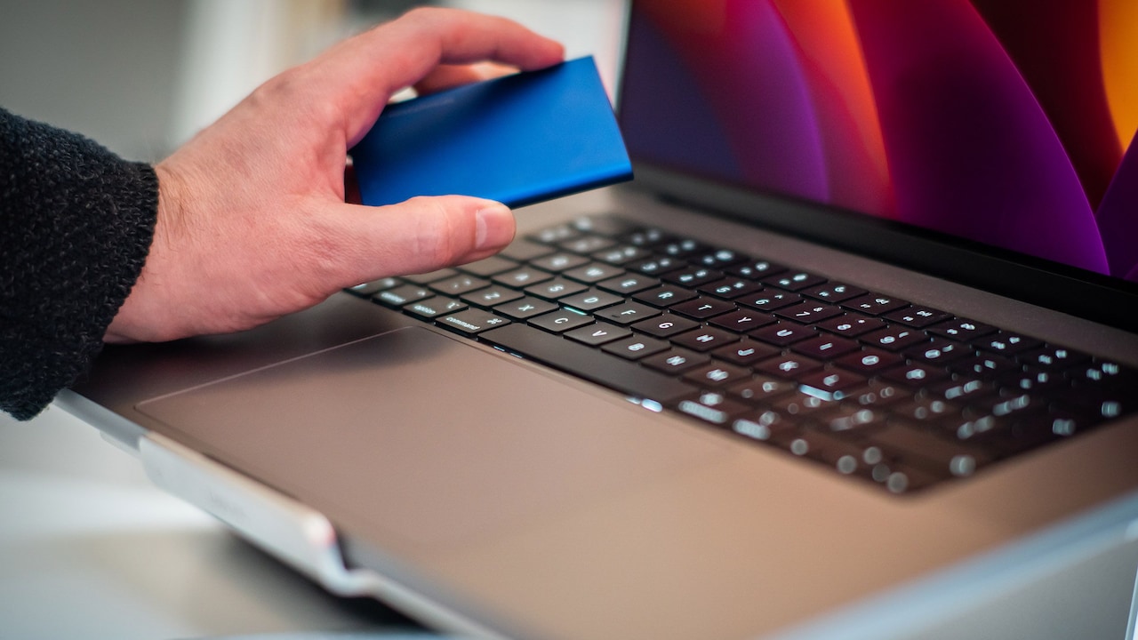 10 Reasons Your External Hard Drive Clicks And When To Worry 10 Reasons Your External Hard Drive Clicks And When To Worry