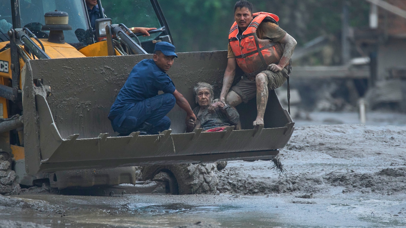 97-Year-Old Emerged From Rubble Like “A Warrior”, Became Face Of Nepal Floods