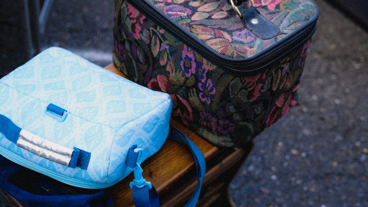 Why Insulated Lunch Bags Smell: 10 Causes and Odour Removal Tips Why Insulated Lunch Bags Smell: 10 Causes and Odour Removal Tips