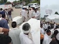 चलते ट्रेलर से सड़क पर गिरा कई टन वजनी मार्बल ब्लॉक, चंद सेकेंड में टला बड़ा हादसा