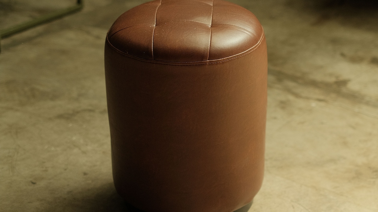 7 Storage Ottomans For Blankets, Toys And Spare Cushions 7 Storage Ottomans For Blankets, Toys And Spare Cushions