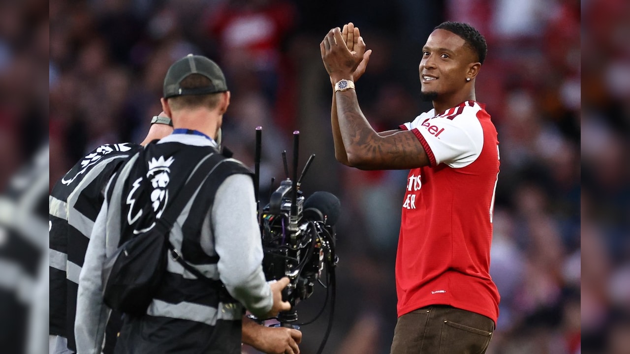 Arsenal Face Depleted Aston Villa, Tottenham Seek Return On 300 Million Pounds Spend