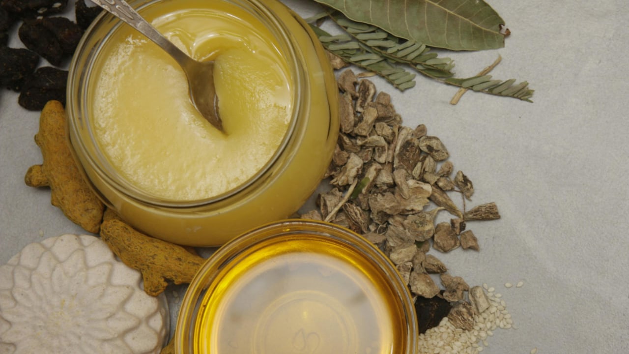 FSSAI Suspends Licences, Orders Halt on Ghee Sales Over Adulteration