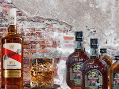 FSSAI ने Old Monk और रॉयल चैलेंज पर क्यों लगाई रोक? शराब की बोतलों के पीछे चल रहे 'असली खेल' का हुआ खुलासा