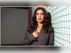 Bhumi Pednekar Steps Away From Red Carpet As National Anthem Plays, Wins Hearts