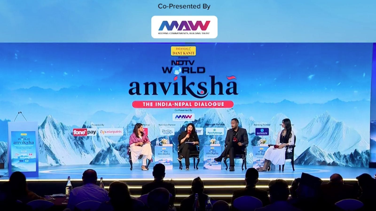 'Social Media Has Advantages, But Exposes To Toxicity': GenZ Icon To NDTV